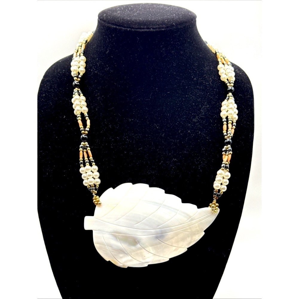 Mother of Pearl Shell Leaf Necklace Vintage